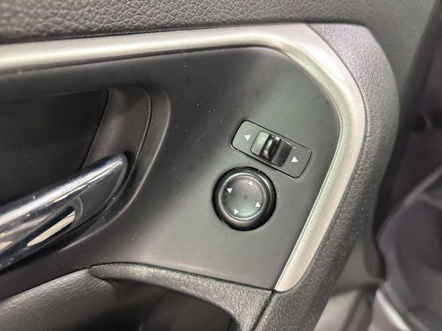 Photo of 2015 Gun Metallic Nissan Altima
