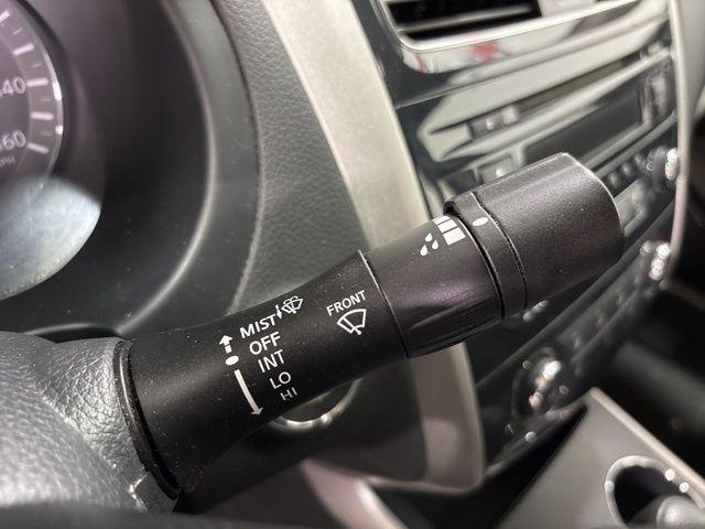 Photo of 2015 Gun Metallic Nissan Altima