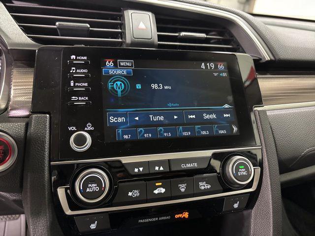 Photo of 2019 Platinum White Pearl Honda Civic