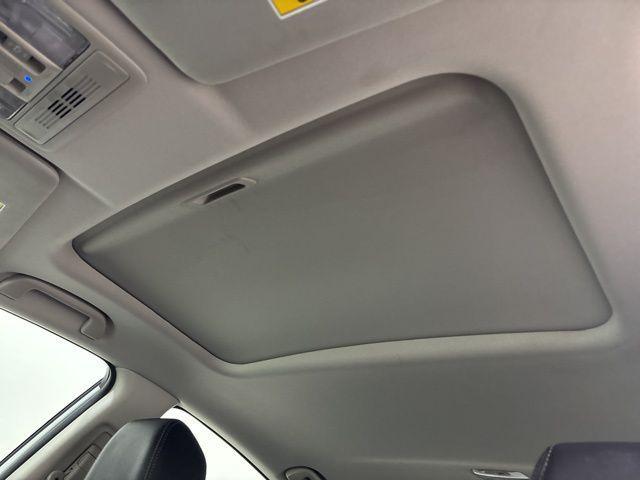 Photo of 2019 Platinum White Pearl Honda Civic