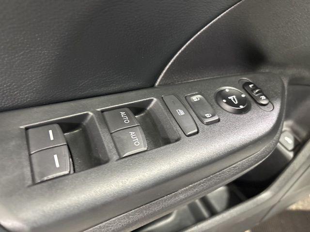 Photo of 2019 Platinum White Pearl Honda Civic