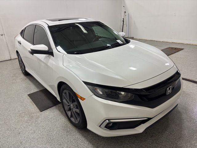Photo of 2019 Platinum White Pearl Honda Civic