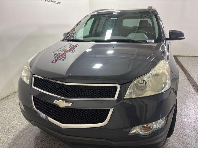 Photo of 2010 Cyber Gray Metallic Chevrolet Traverse