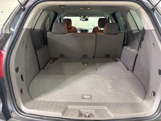 Photo of 2010 Cyber Gray Metallic Chevrolet Traverse