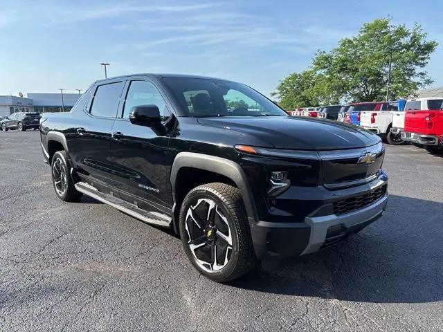 Photo of 2026 Black Chevrolet Silverado EV