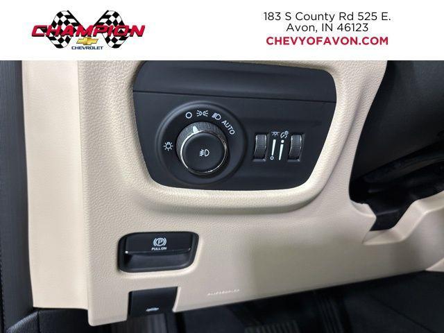 Photo of 2023 Midnight Sky Jeep Grand Cherokee