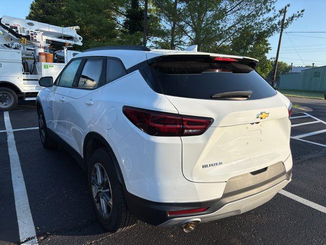 Photo of 2023 Summit White Chevrolet Blazer