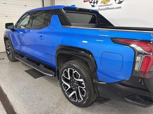 Photo of 2025 Riptide Blue Metallic Chevrolet Silverado EV