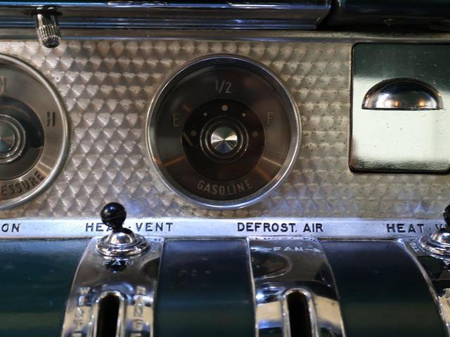 Photo of 1954 Green Buick Roadmaster