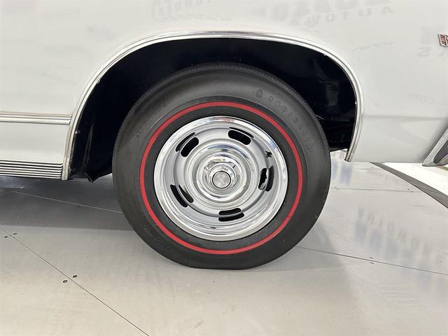 Photo of 1967 Silver Chevrolet El Camino