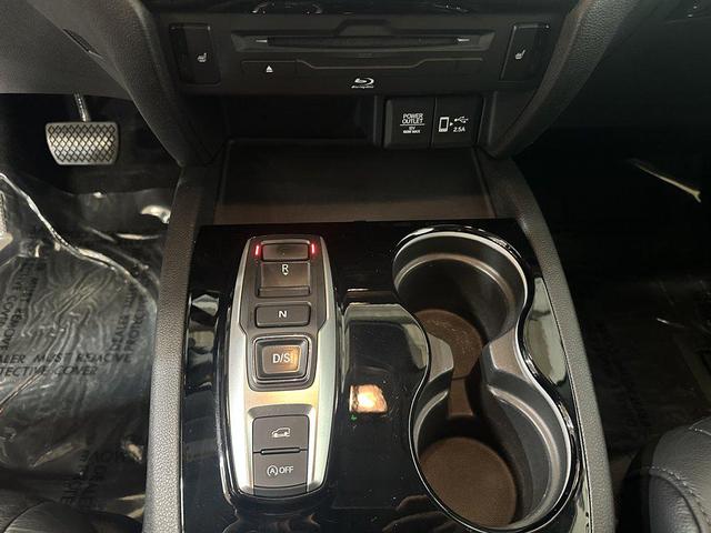 Photo of 2019 White Diamond Pearl Honda Pilot