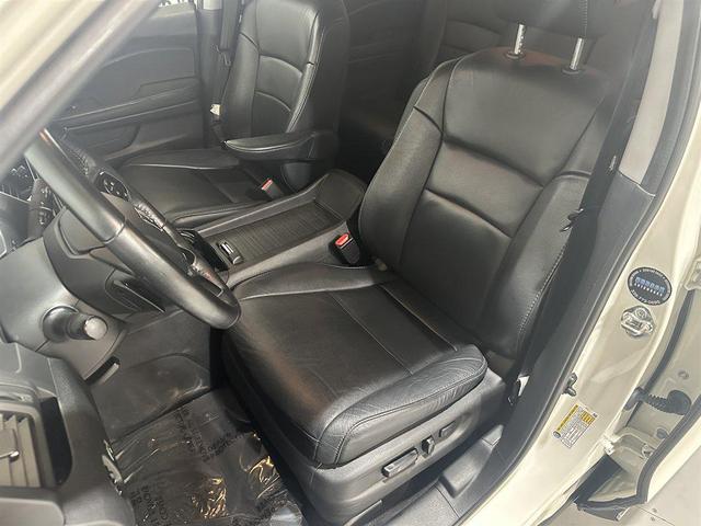 Photo of 2019 White Diamond Pearl Honda Pilot