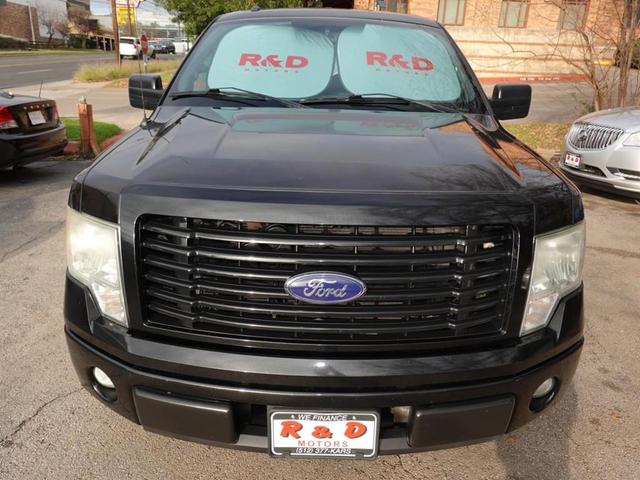Photo of 2014 Tuxedo Black Metallic Ford F-150