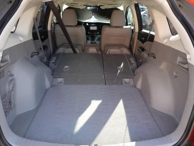 Photo of 2013 Basque Red Pearl II Honda CR-V