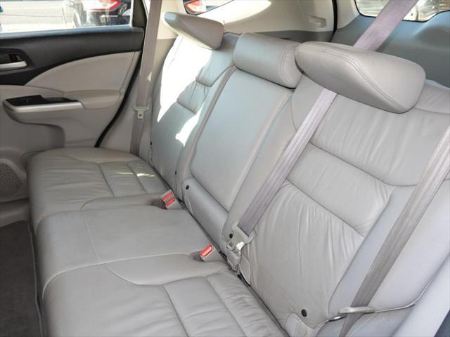 Photo of 2013 Basque Red Pearl II Honda CR-V