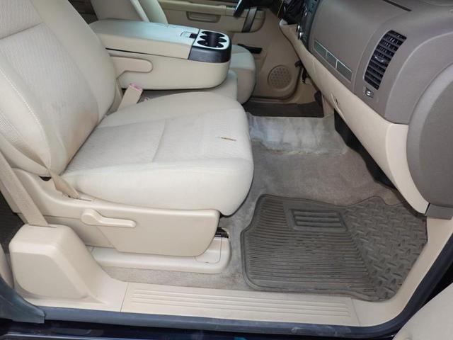 Photo of 2013 Black Chevrolet Silverado 1500