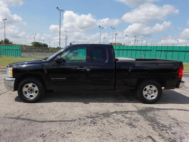 Photo of 2013 Black Chevrolet Silverado 1500