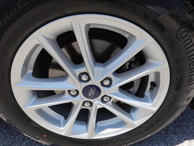 Photo of 2016 Shadow Black Ford Focus