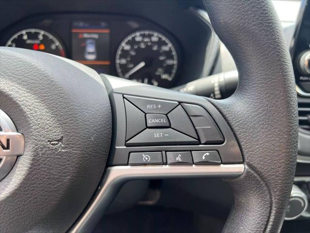 Photo of 2022 Deep Blue Pearl Nissan Altima