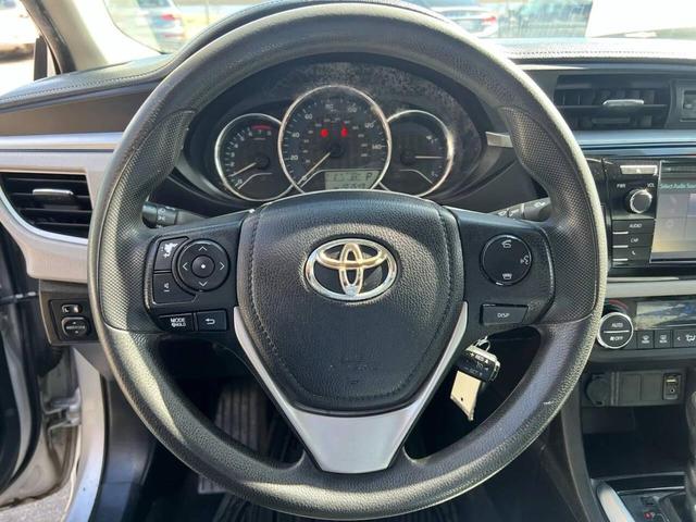 Photo of 2015 Classic Silver Metallic Toyota Corolla
