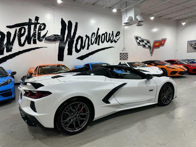 Photo of 2023 White Chevrolet Corvette