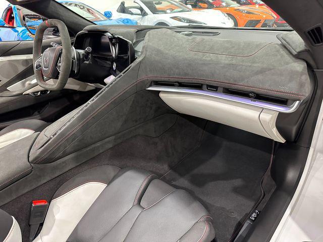 Photo of 2023 White Chevrolet Corvette