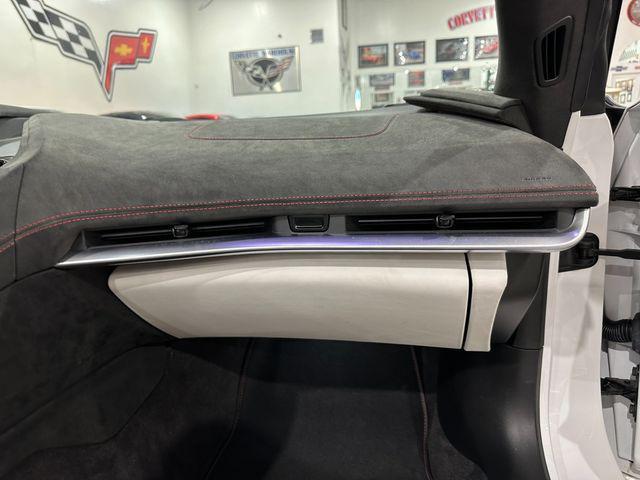 Photo of 2023 White Chevrolet Corvette