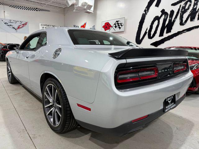 Photo of 2023 Silver Dodge Challenger