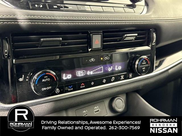 Photo of 2023 Caspian Blue Nissan Rogue