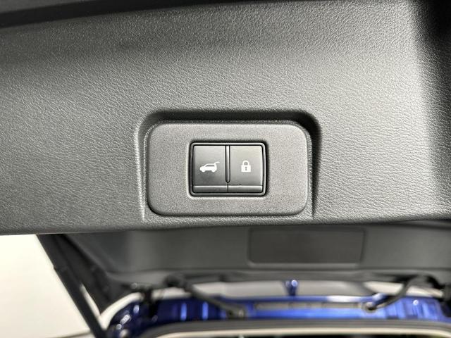 Photo of 2023 Caspian Blue Nissan Rogue