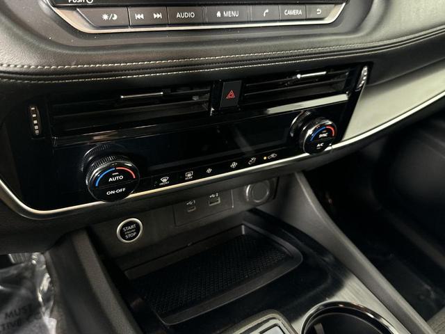 Photo of 2022 Brilliant Silver Metallic Nissan Rogue