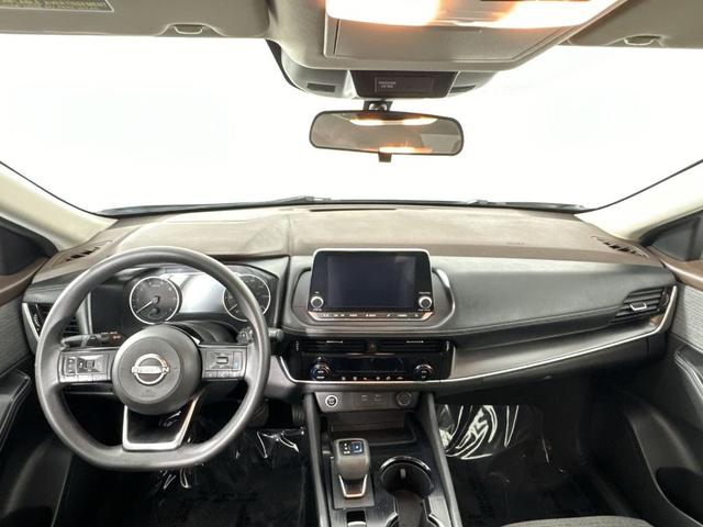 Photo of 2022 Brilliant Silver Metallic Nissan Rogue