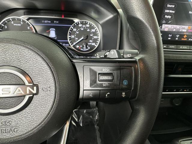 Photo of 2022 Brilliant Silver Metallic Nissan Rogue