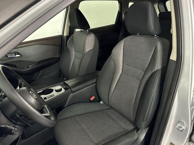 Photo of 2022 Brilliant Silver Metallic Nissan Rogue