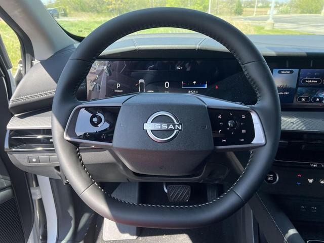 Photo of 2025 Everest White P Nissan Murano