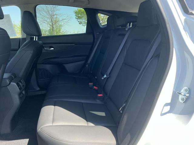 Photo of 2025 Everest White P Nissan Murano