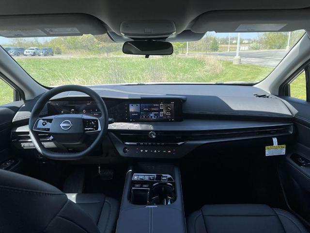 Photo of 2025 Everest White P Nissan Murano