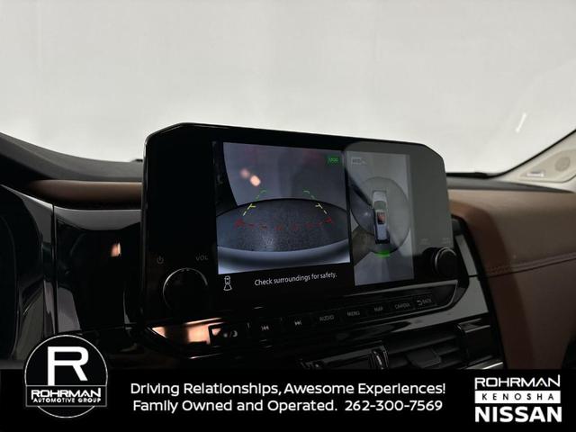 Photo of 2024 Boulder Gray Pe Nissan Pathfinder