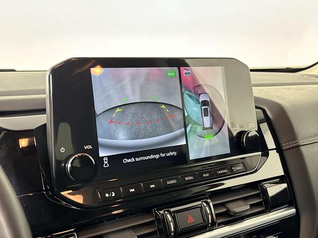 Photo of 2022 Scarlet Ember Nissan Pathfinder