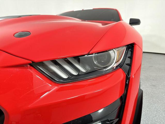 Photo of 2021 Race Red Ford Shelby GT500