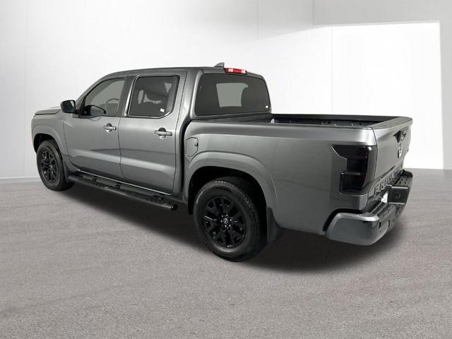 Photo of 2023 Gun Metallic Nissan Frontier