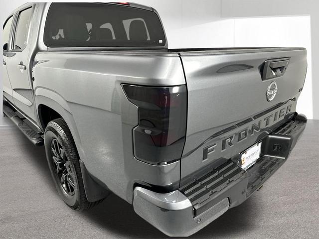 Photo of 2023 Gun Metallic Nissan Frontier