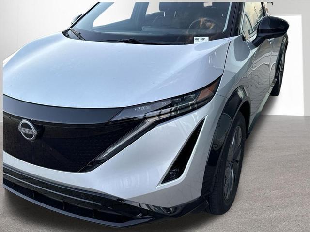 Photo of 2023 Brilliant Silver Metallic Nissan ARIYA