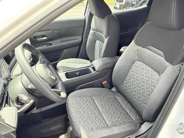 Photo of 2025 Fresh Powder Nissan Kicks