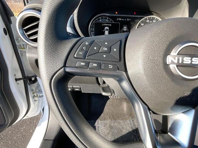 Photo of 2025 Aspen White Nissan Versa