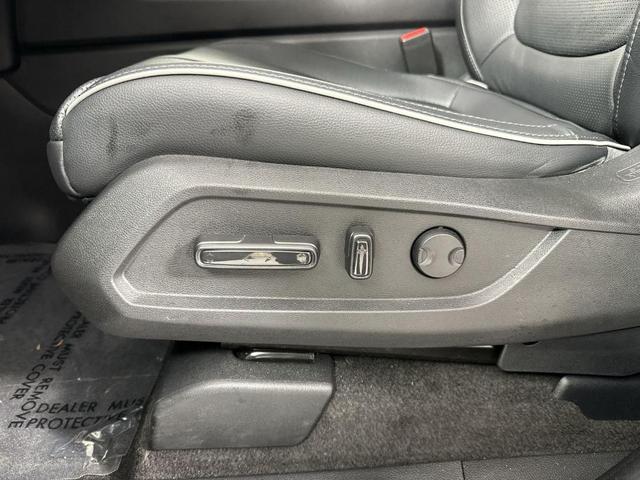 Photo of 2024 Crystal Black Pearl Honda Pilot