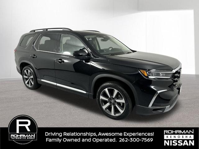 Photo of 2024 Crystal Black Pearl Honda Pilot