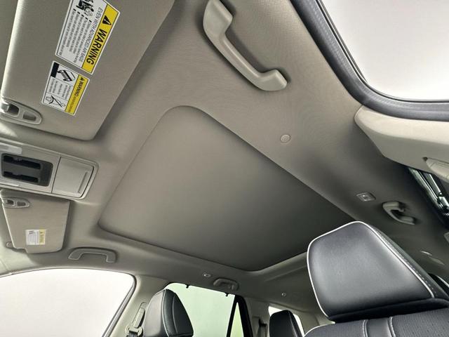 Photo of 2024 Crystal Black Pearl Honda Pilot