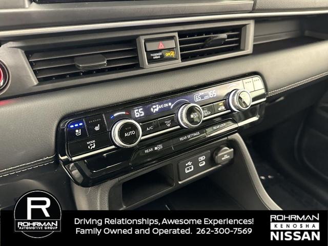Photo of 2024 Crystal Black Pearl Honda Pilot