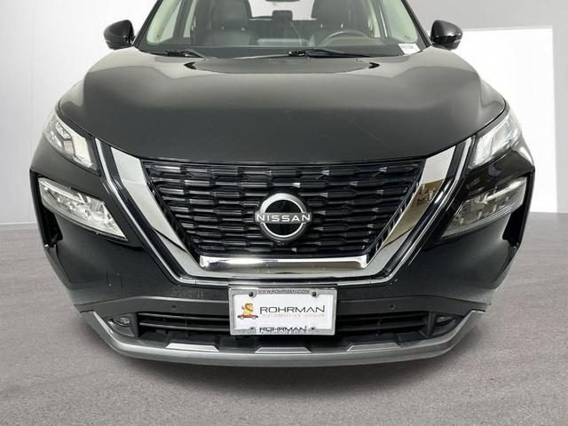 Photo of 2022 Black Nissan Rogue